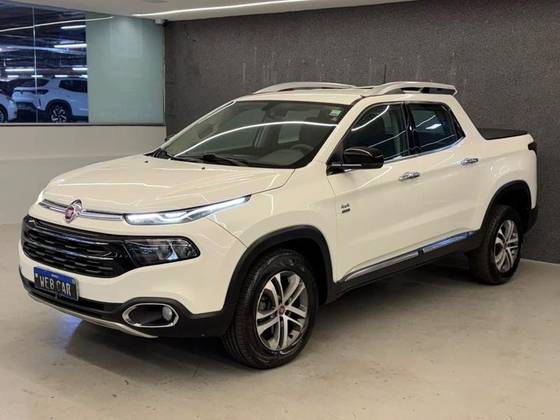 FIAT TORO 2.0 16V TURBO DIESEL VOLCANO 4WD AT9